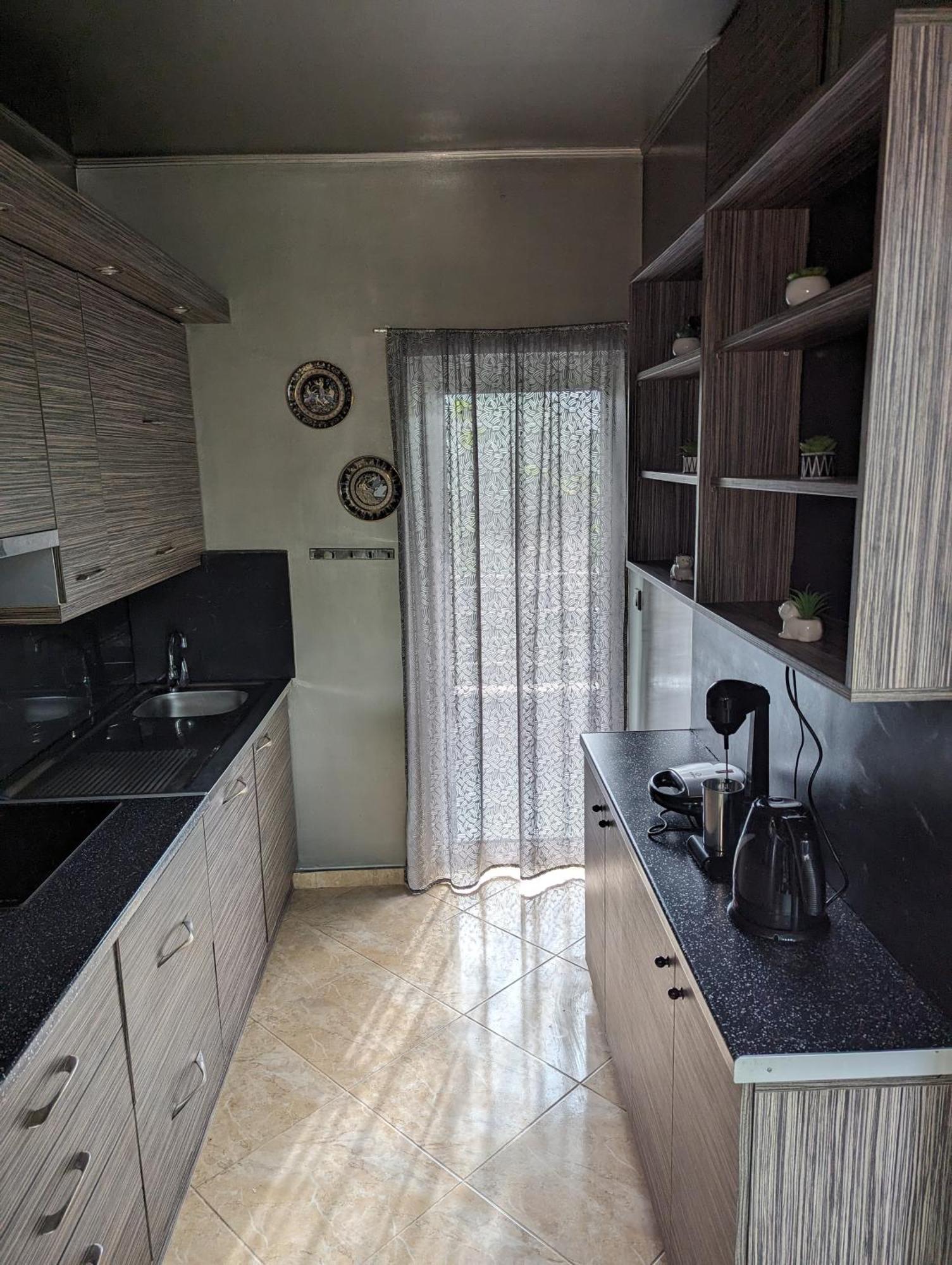 Modern Quiet Luxury Apartment Patra المظهر الخارجي الصورة