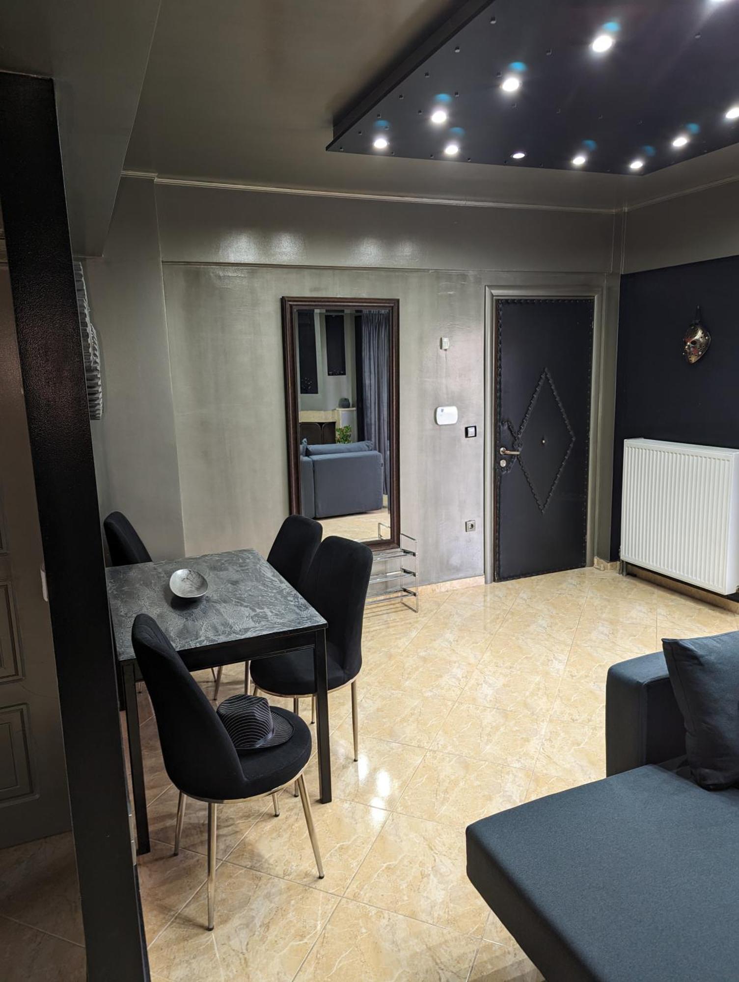 Modern Quiet Luxury Apartment Patra المظهر الخارجي الصورة